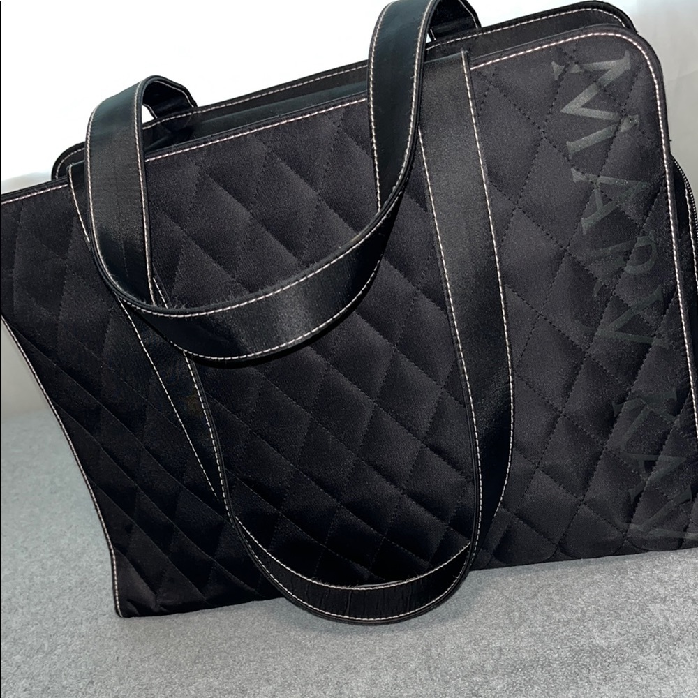 Mary Kay Quilted Tote Bag Zipper Consultant Shoulder Black